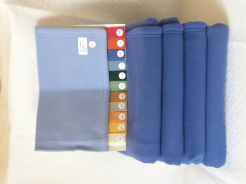 Couverture bleu 240x220 cm 350 g/m² plastique Poleco