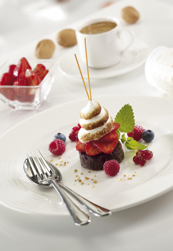 Assiette creuse rond ivoire porcelaine vitrifiée Ø 22,9 cm Rondo Rak