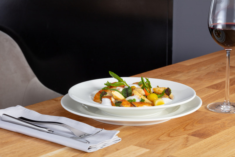 Assiette creuse rond ivoire porcelaine vitrifiée Ø 29,9 cm Classic Gourmet Rak