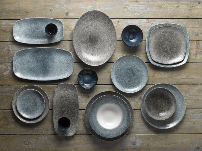 Plat rond noir porcelaine vitrifiée Ø 28,8 cm Raku Quartz Churchill