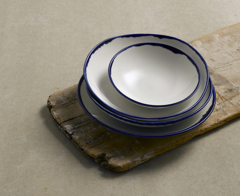 Assiette plate rectangulaire Ink porcelaine vitrifiée 35,5x18,9 cm Harvest Dudson