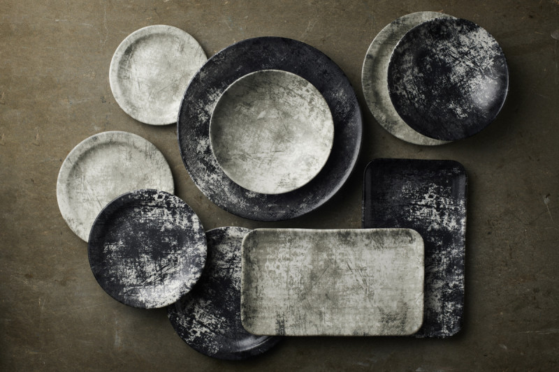 Assiette organique noir porcelaine vitrifiée 27x16 cm Urban Dudson