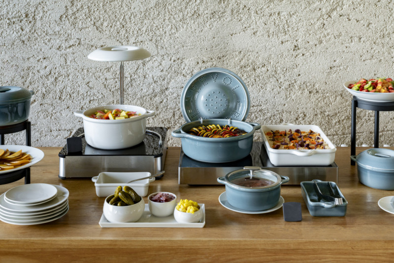 Cocotte avec couvercle pour induction rond Gris nuage porcelaine culinaire Ø 31 cm Bombance Revol